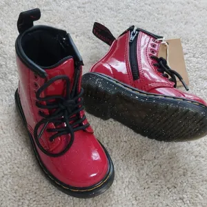 -Dr. Martens Kids Red Boots