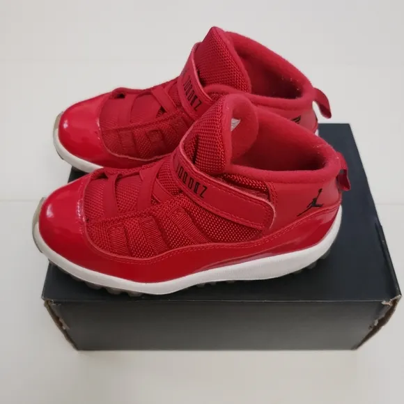 👟 Jordan 11 Retro Kids Sneaker Shoes