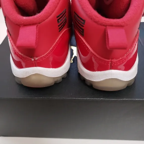 👟 Jordan 11 Retro Kids Sneaker Shoes