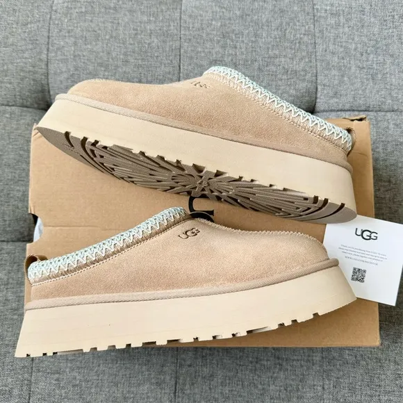 🍂 New UGG Tazz Platform Slipper Sand