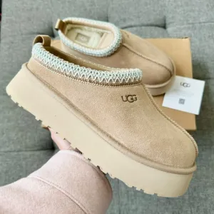 🍂 New UGG Tazz Platform Slipper Sand