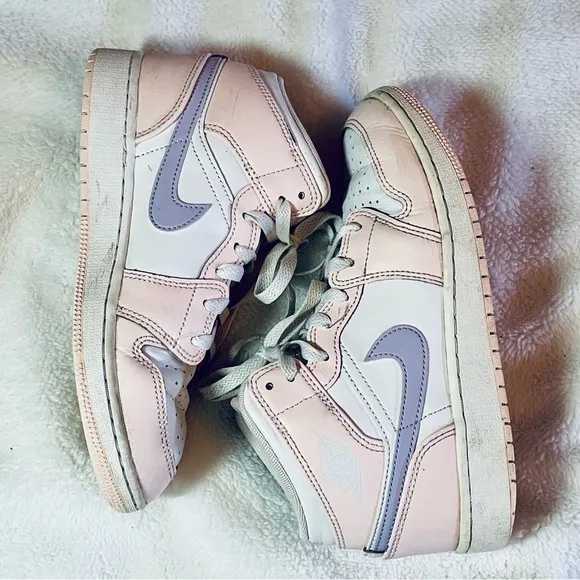 🔥 NIKE Air Jordan 1 Mid – Pink Wash/Frost-White (GS 4Y / Women’s 5.5) 🔥