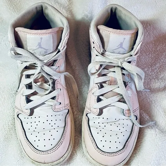 🔥 NIKE Air Jordan 1 Mid – Pink Wash/Frost-White (GS 4Y / Women’s 5.5) 🔥