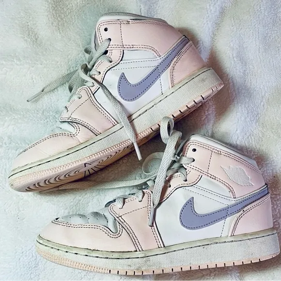 🔥 NIKE Air Jordan 1 Mid – Pink Wash/Frost-White (GS 4Y / Women’s 5.5) 🔥