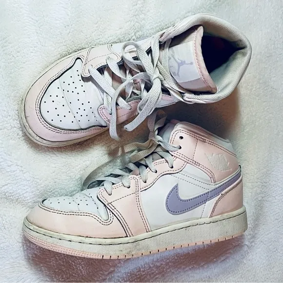 🔥 NIKE Air Jordan 1 Mid – Pink Wash/Frost-White (GS 4Y / Women’s 5.5) 🔥