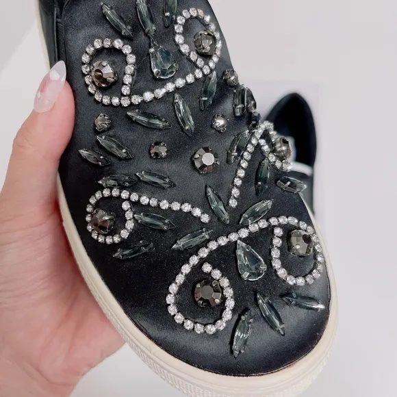 ! STEVE MADDEN Studded Slip-On Fashion Sneakers /NWB/