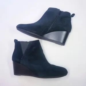 🌸 Vionic | Ankle Suede Boots, size 9.5