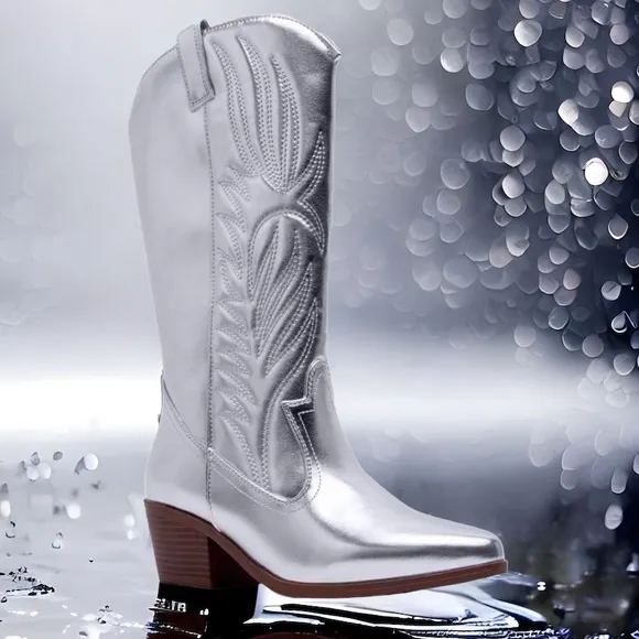 7.5 Qupid Shoes Montana-73 Metallic Silver Heeled Festival Cowboy Boot