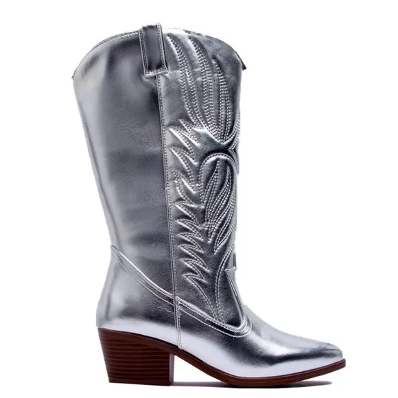 7.5 Qupid Shoes Montana-73 Metallic Silver Heeled Festival Cowboy Boot