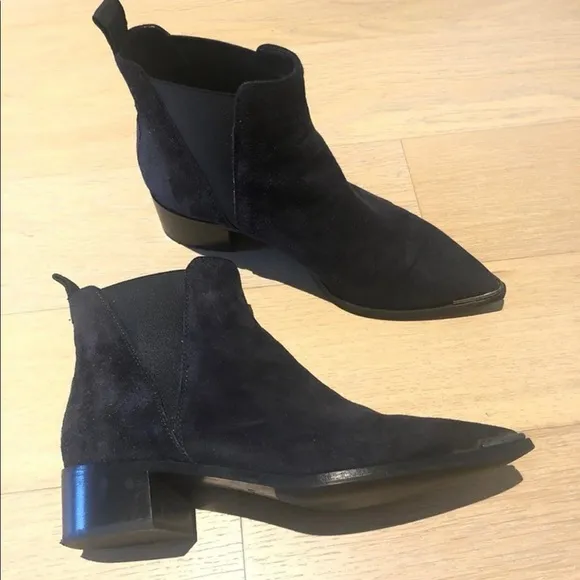 Acne Studios Suede Jensen Boots