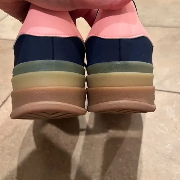 Adidas Gazelle Bold Platform Blue and Pink Sneakers SZ 8