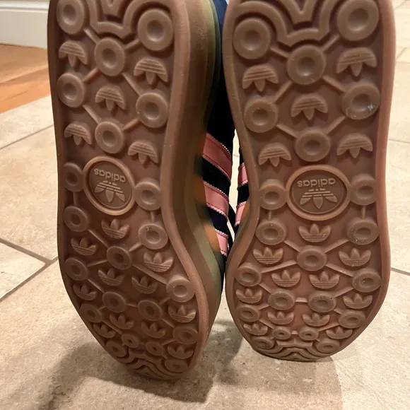 Adidas Gazelle Bold Platform Blue and Pink Sneakers SZ 8