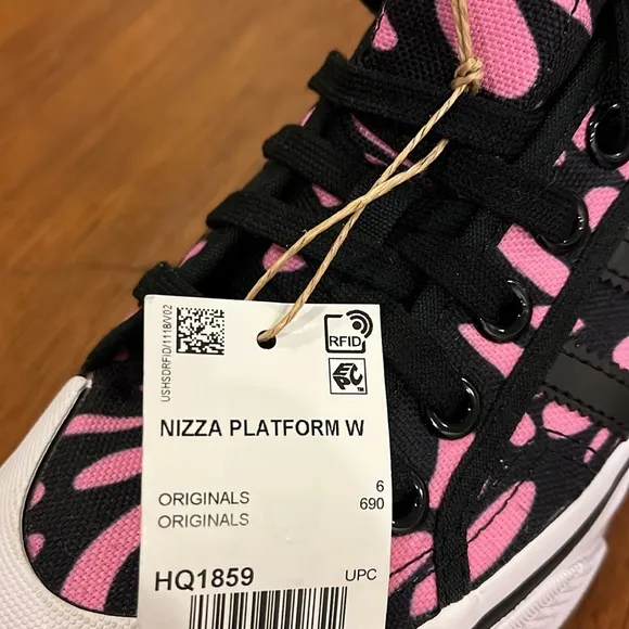Adidas Nizza Platform Shoes Sneakers new black pink HQ1859 Women’s Size 7.5