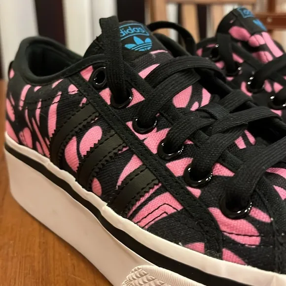 Adidas Nizza Platform Shoes Sneakers new black pink HQ1859 Women’s Size 7.5