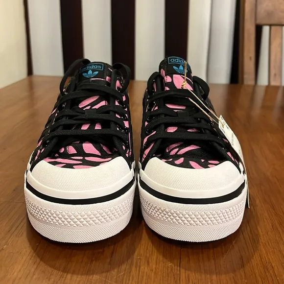 Adidas Nizza Platform Shoes Sneakers new black pink HQ1859 Women’s Size 7.5