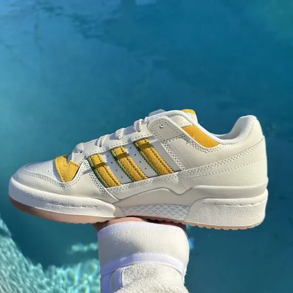 Adidas Originals Forum Low Ivory Men's Athletic Shoes FZ6271