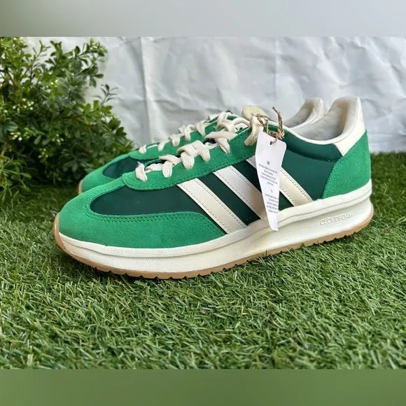 ADIDAS Run 70s 2.0 Womens Shoes Green size 8.5 NEW