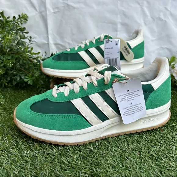 ADIDAS Run 70s 2.0 Womens Shoes Green size 8.5 NEW