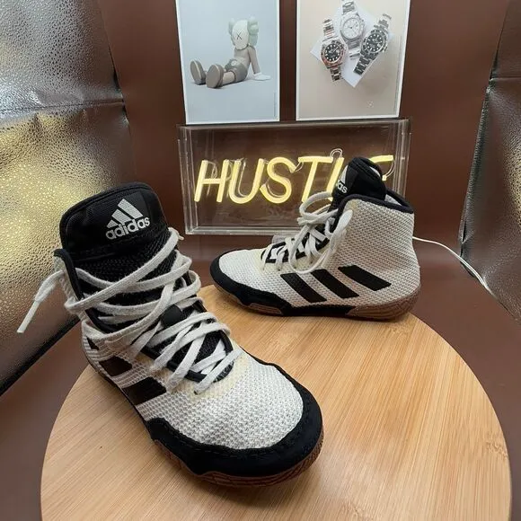 Adidas Tech Fall 2.0 Wrestling Shoes Youth Size 3