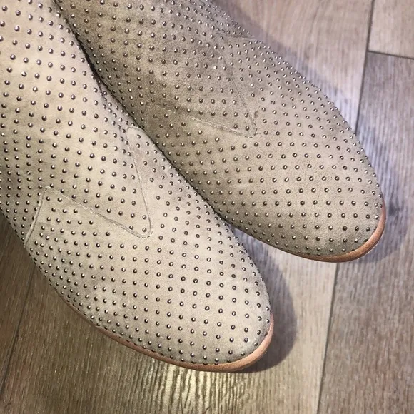 Aerin Olive Tan Suede Studded Ankle Boots Size 6