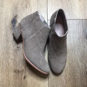 Aerin Olive Tan Suede Studded Ankle Boots Size 6