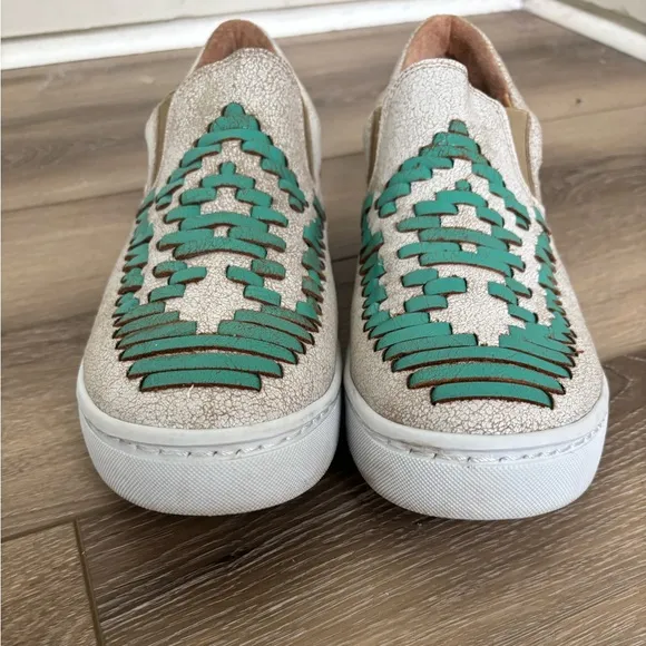 Agave Sky Dakota Leather Slip On Shoes Women’s Size 10