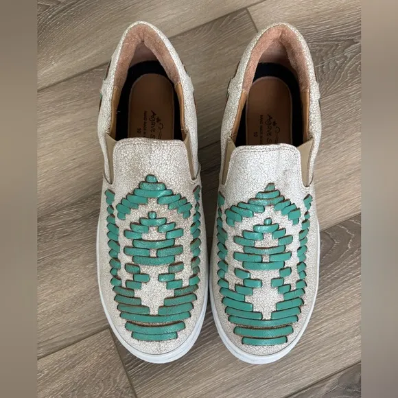 Agave Sky Dakota Leather Slip On Shoes Women’s Size 10
