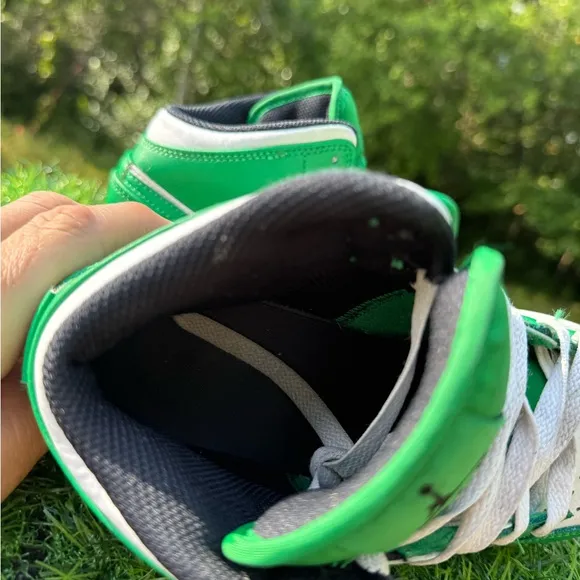 Air Jordan 1 Mid Lucky Green Youth Size GS Retro