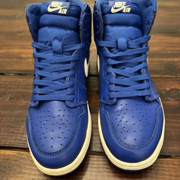Air Jordan 1 Retro High Hyper Royal Shoes
