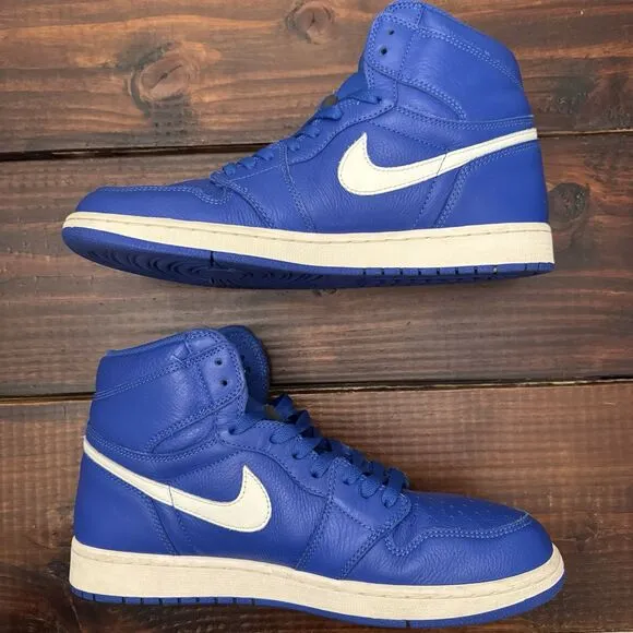 Air Jordan 1 Retro High Hyper Royal Shoes