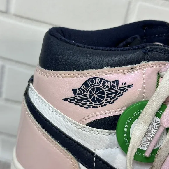 Air Jordan 1 Retro High OG Atmosphere Bubble Gum DD9335-641 Women's Size 6.5