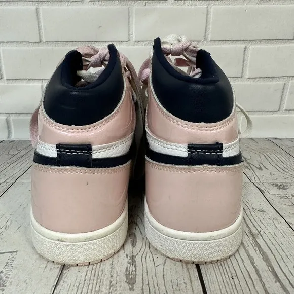 Air Jordan 1 Retro High OG Atmosphere Bubble Gum DD9335-641 Women's Size 6.5