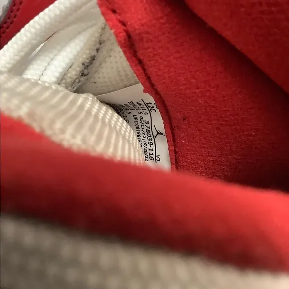 Air Jordan 11 Cherry Toddler Size 12C