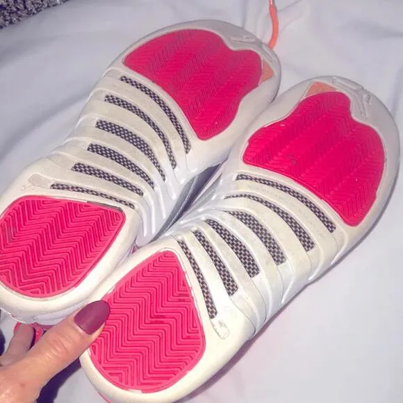 Air Jordan ‘12 Retro GS Sunrise shoes - NICE! Rare !!!