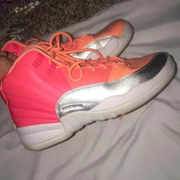 Air Jordan ‘12 Retro GS Sunrise shoes - NICE! Rare !!!