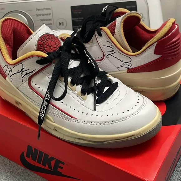 Air Jordan 2 Retro Low “Off-White” Varsity Red 2021 - Size 4.5