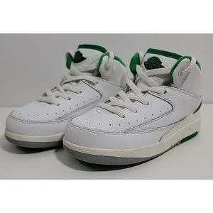 Air Jordan 2 Retro Lucky Green size 9C Toddler shoes DQ8563-103
