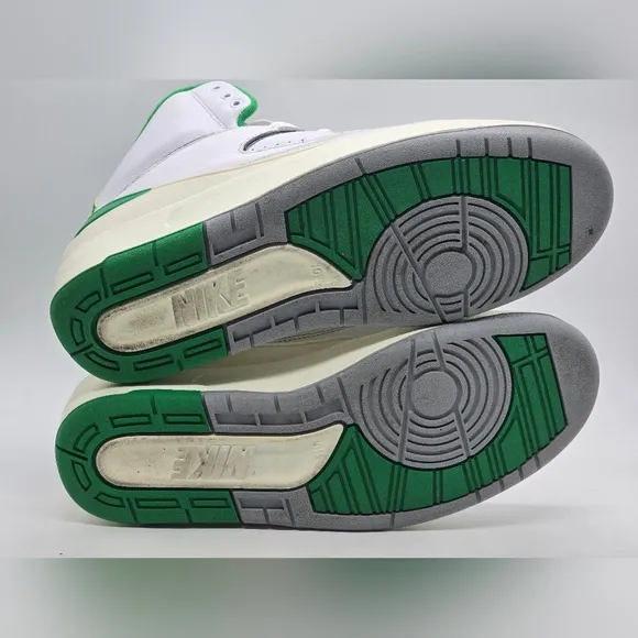 Air Jordan 2 Retro White Lucky Green Sail Size 10.5 Style DR8884-103 With Box