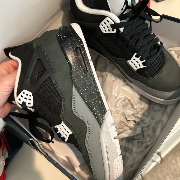 Air Jordan 4 Retro ‘Fear’ 2024