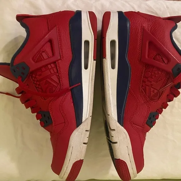 Air Jordan 4 Retro 'FIBA' Youth Size 7