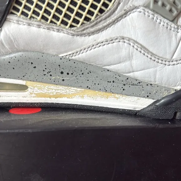 Air Jordan 4 Retro Shoes