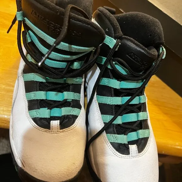 Air Jordon sneakers X Retro size 7Y