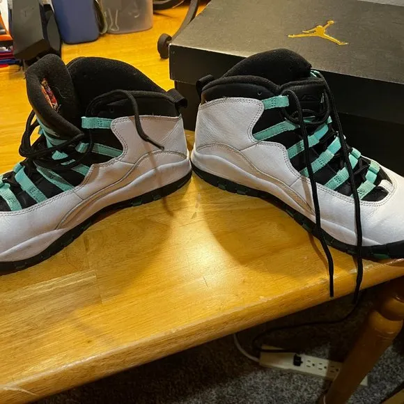 Air Jordon sneakers X Retro size 7Y