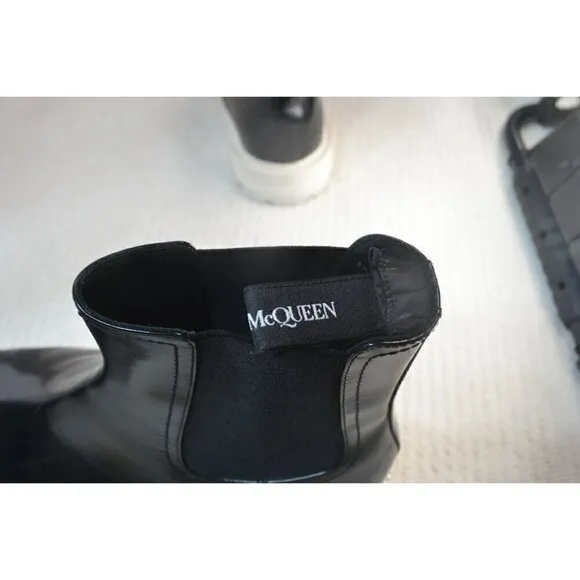 Alexander McQueen Men's Black &amp; White Leather Chelsea Boots- LT3202