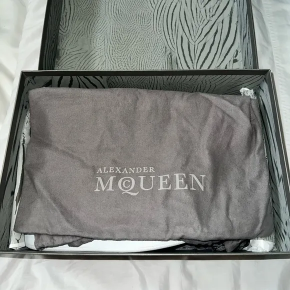 Alexander McQueen REFLECTIVE Platform Leather Sneakers