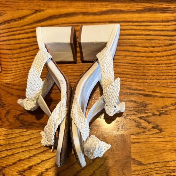 Alexandre Birman Clarita Woven 60 Leather Block Heel Sandals White | Size 37.5