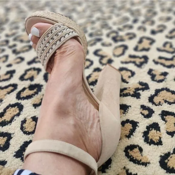 Alexandre Birman Tan Suede Platform Chunk Heel Sandals 8.5/39.5 Ret $700 Barneys