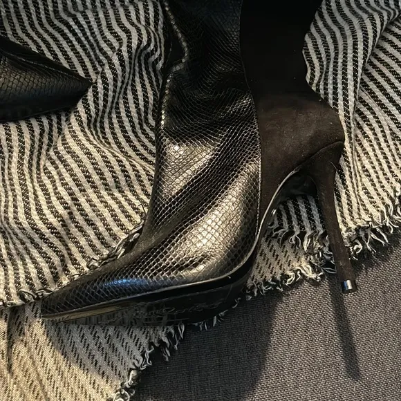 Alice &amp; Olivia knee high black suede/snakeskin boots- NWT!