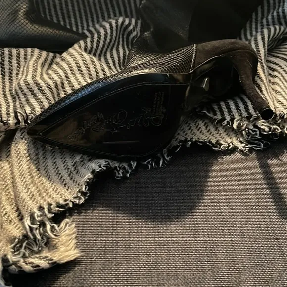 Alice &amp; Olivia knee high black suede/snakeskin boots- NWT!