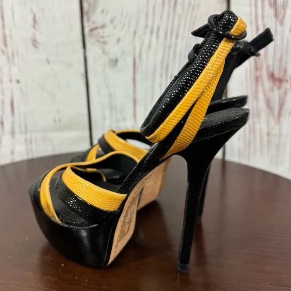 Alice &amp; Olivia Lizabeth Black &amp; Yellow patent leather Ankle Strap Platforms 6.5